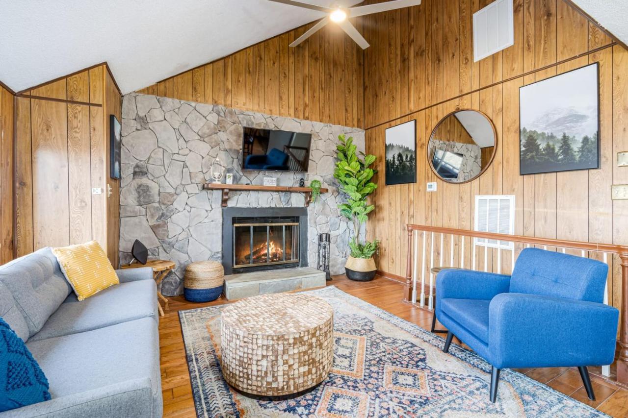Amazing Views, Hot Tub, Fire Pit, Deck & Fireplace Inwood ภายนอก รูปภาพ