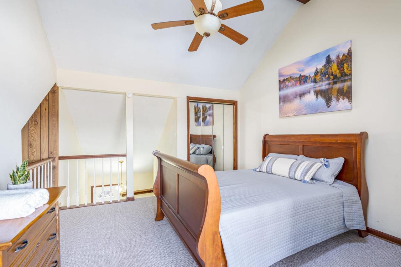 Amazing Views, Hot Tub, Fire Pit, Deck & Fireplace Inwood ภายนอก รูปภาพ