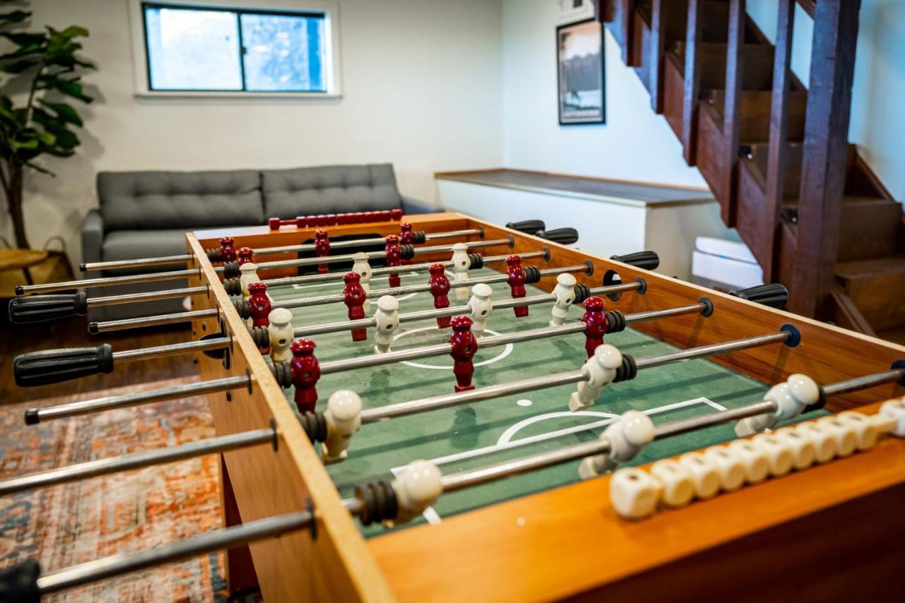 Amazing Views, Hot Tub, Fire Pit, Deck & Fireplace Inwood ภายนอก รูปภาพ
