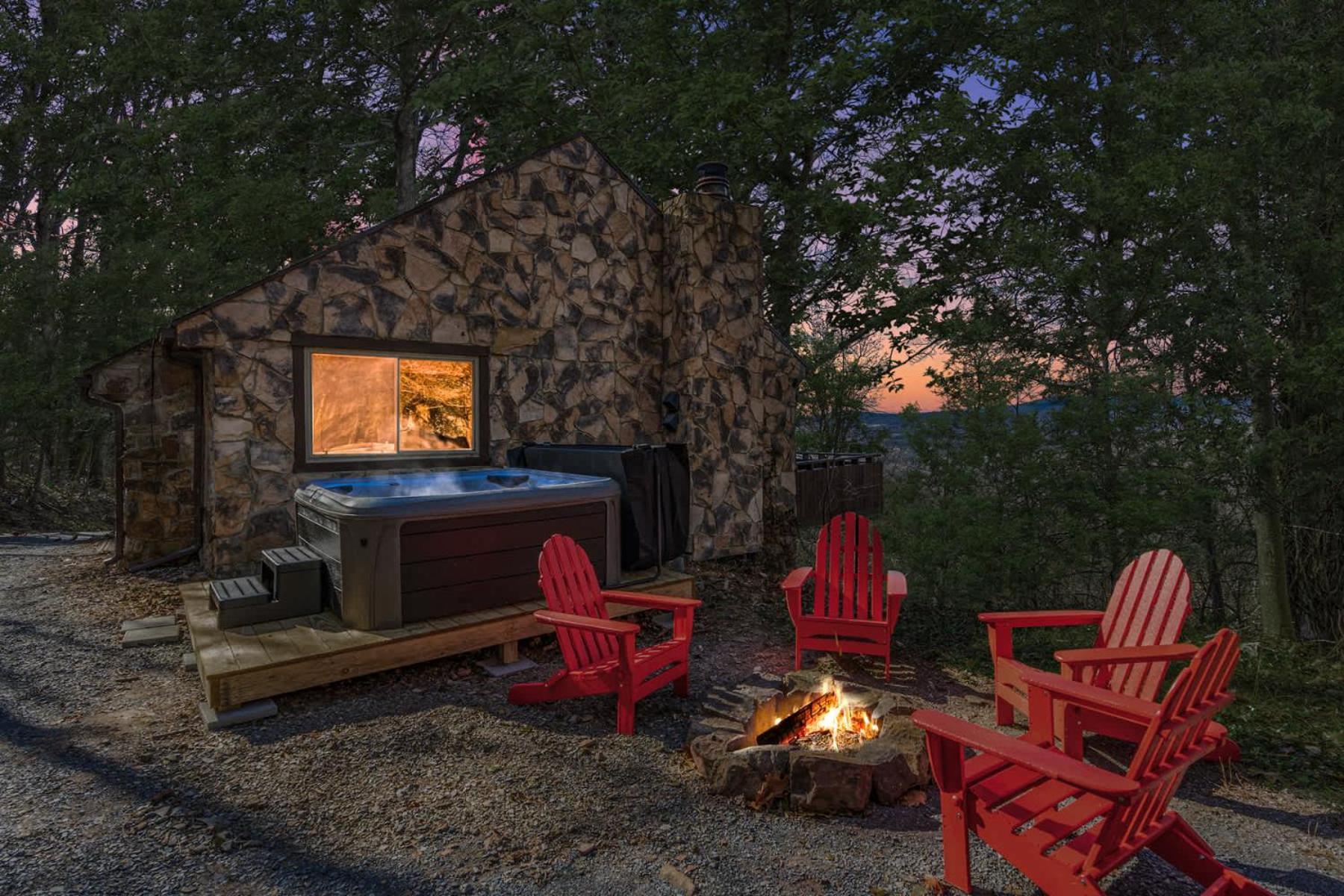 Amazing Views, Hot Tub, Fire Pit, Deck & Fireplace Inwood ภายนอก รูปภาพ