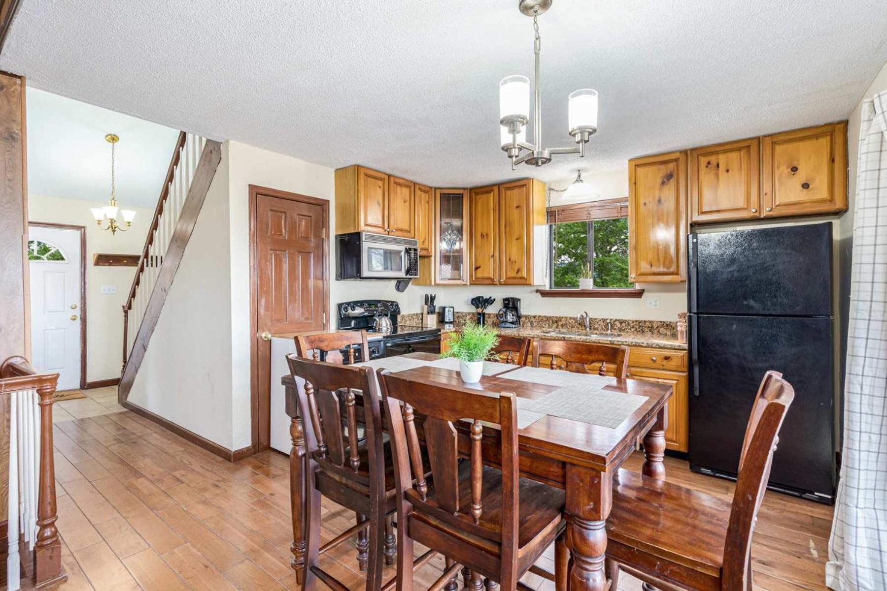 Amazing Views, Hot Tub, Fire Pit, Deck & Fireplace Inwood ภายนอก รูปภาพ